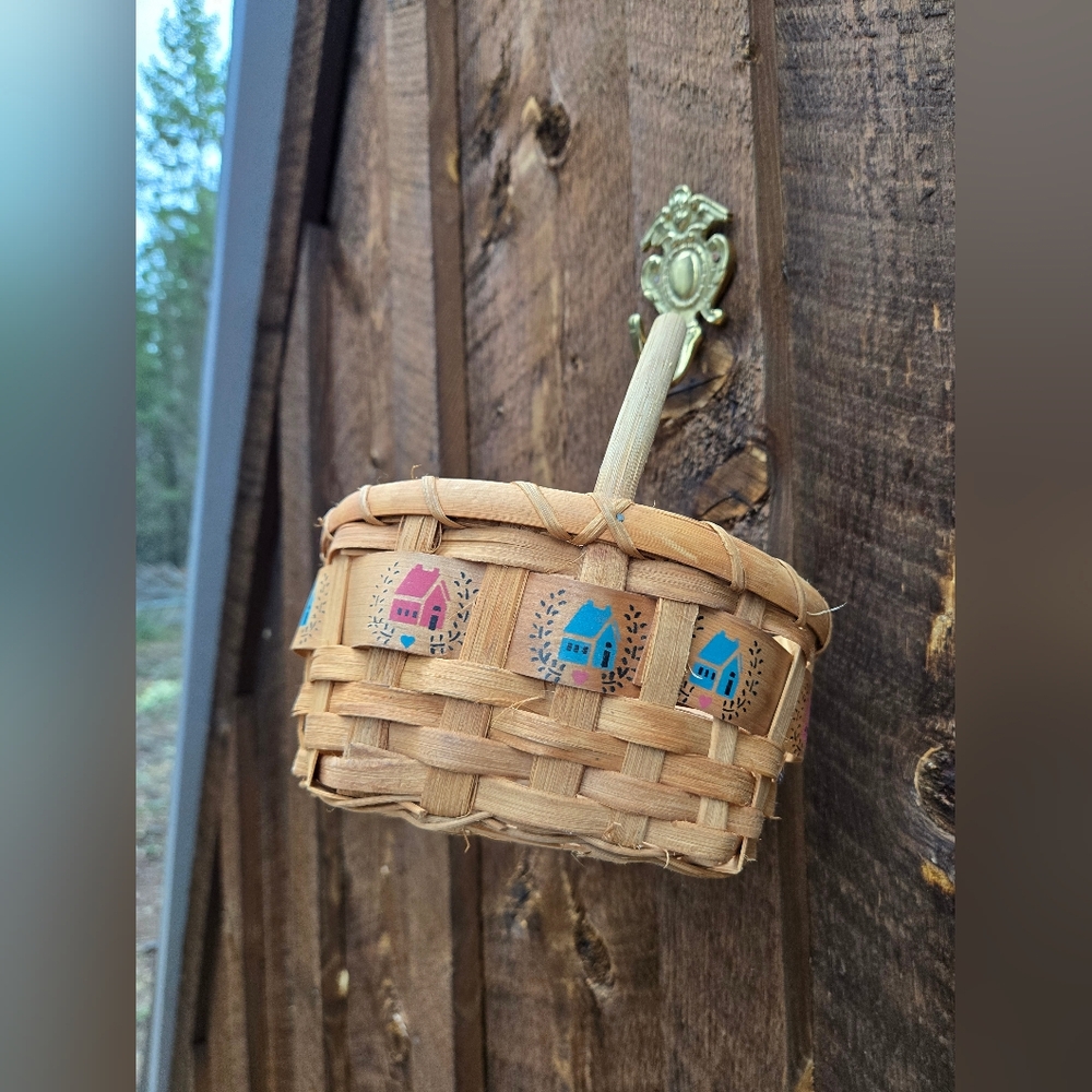 Child's Cottage Basket